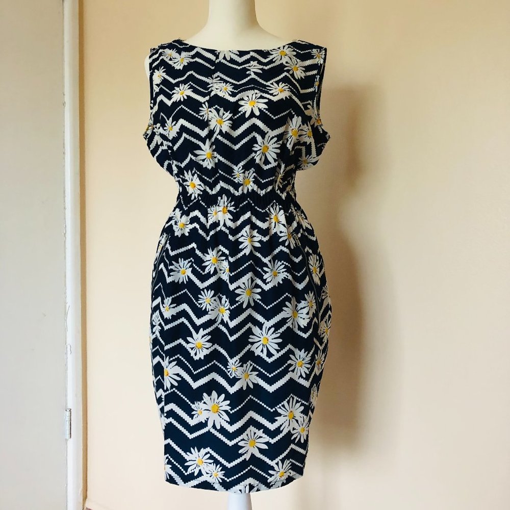 Feathers - Flower Print Sleeveless Dress